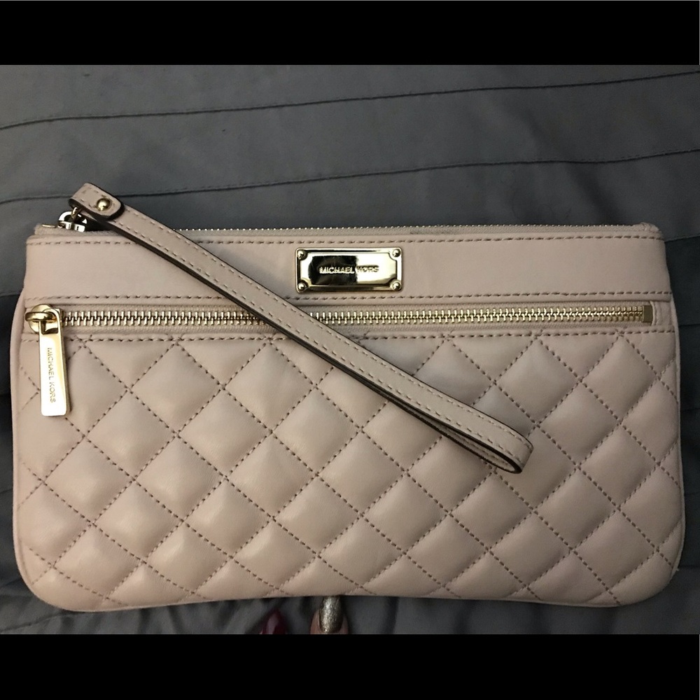 Michael Kors Clutch